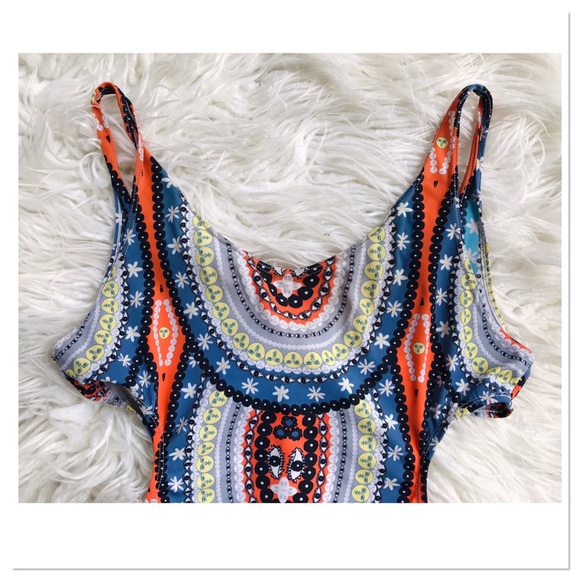 Your Eyes Lie One Piece Cut Out Side Swimsuit Celestial Boho Print Blue Size 8 - Picture 3 of 7